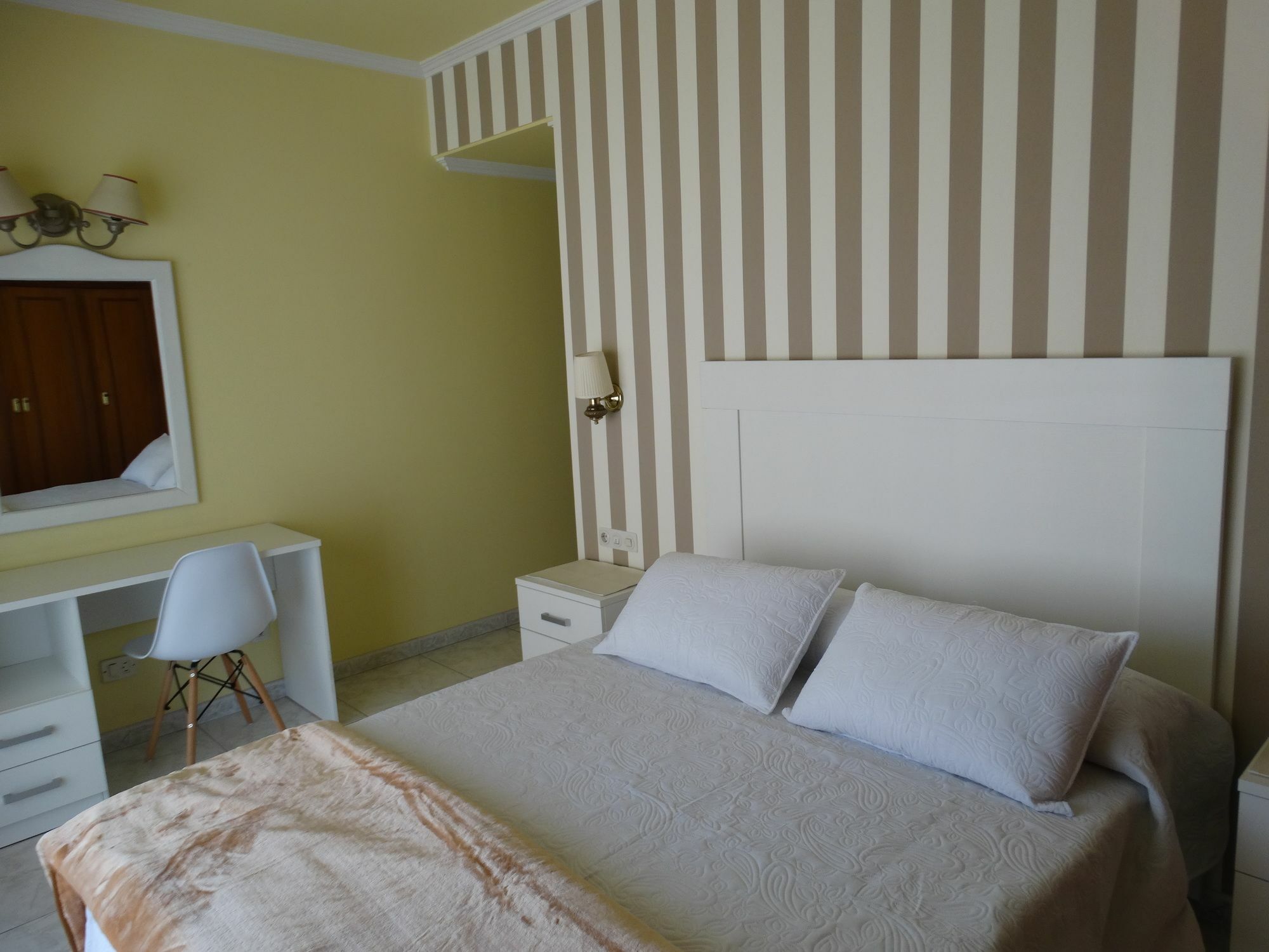Hotel Cervantes Sanxenxo Extérieur photo
